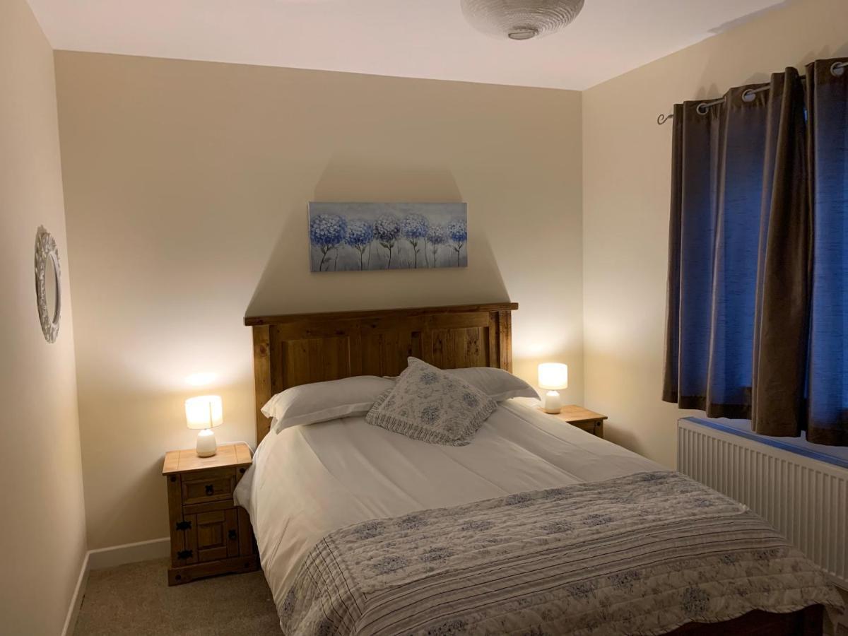 Secluded Hilltop Hideaway! * Westport